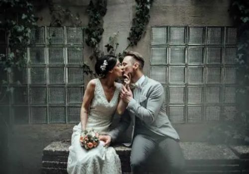南京出轨取证：离婚两个男孩怎么判给女方